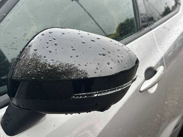 Nissan Juke Hatchback 1.0 DiG-T N-Sport 5dr