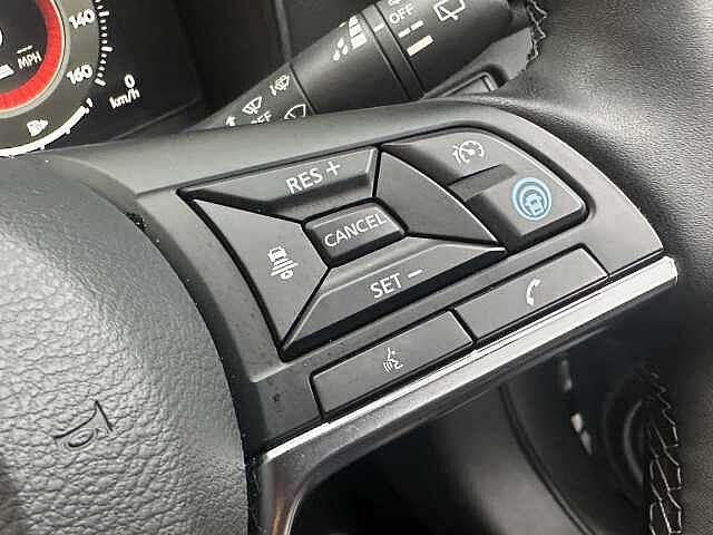 Nissan Juke Hatchback 1.0 DiG-T N-Sport 5dr