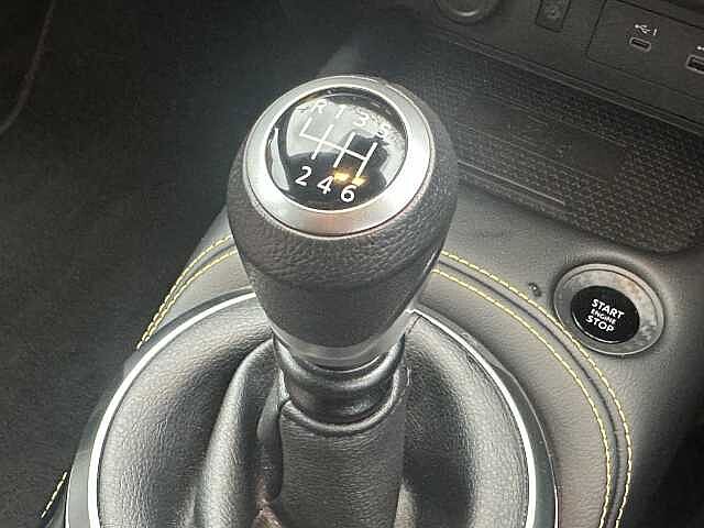 Nissan Juke Hatchback 1.0 DiG-T N-Sport 5dr