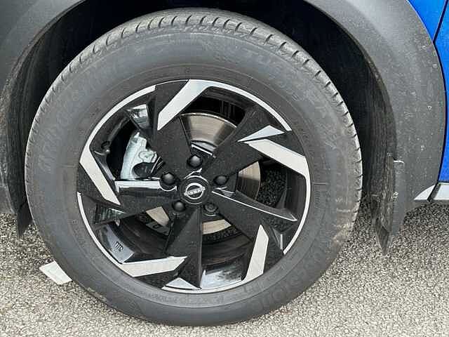 Nissan Juke 1.0 DIG-T N-Connecta (114ps) 5-Door Hatchback