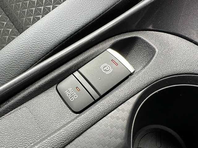 Nissan Juke 1.0 DIG-T N-Connecta (114ps) 5-Door Hatchback