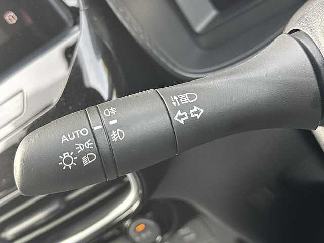 Nissan Juke 1.0 DIG-T N-Connecta (114ps) 5-Door Hatchback