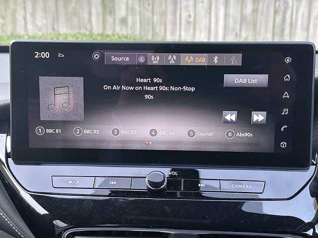 Nissan Juke 1.0 DIG-T N-Connecta (114ps) 5-Door Hatchback