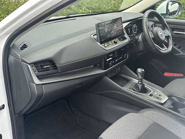 Nissan Qashqai 1.3 DiG-T MH N-Connecta 5dr