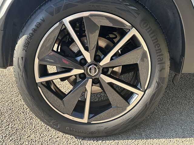 Nissan Qashqai 1.3 DiG-T MH 158 Tekna 5dr