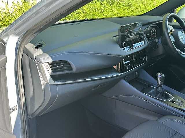 Nissan Qashqai 1.3 DiG-T MH 158 Tekna 5dr