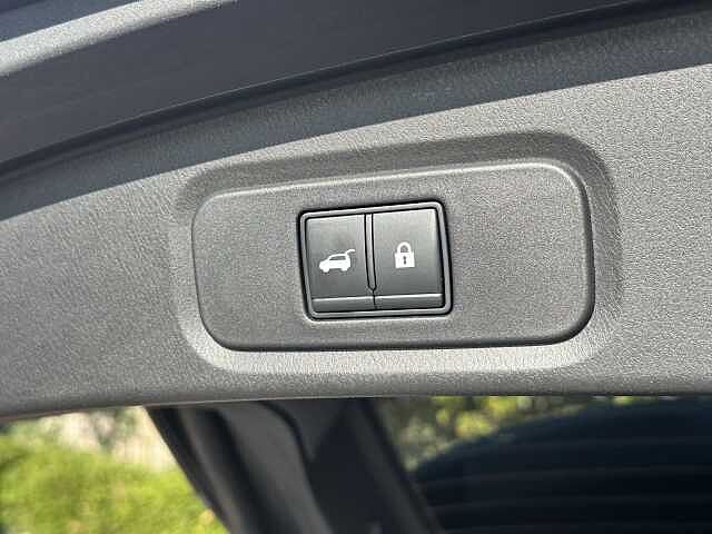 Nissan Qashqai 1.3 DiG-T MH 158 Tekna 5dr