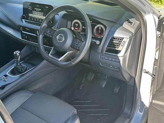 Nissan Qashqai 1.3 DiG-T MH 158 Tekna 5dr