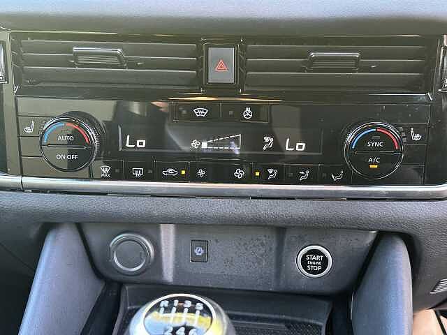 Nissan Qashqai 1.3 DiG-T MH 158 Tekna 5dr