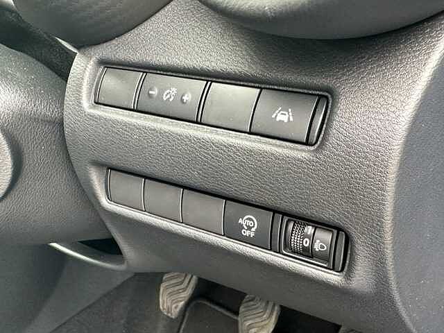 Nissan Juke 1.0 DiG-T N-Connecta 5dr