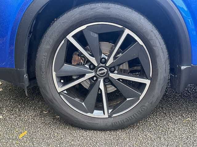 Nissan Qashqai 1.3 DiG-T MH Tekna 5dr