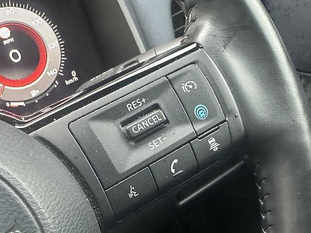 Nissan Qashqai 1.3 DiG-T MH Tekna 5dr