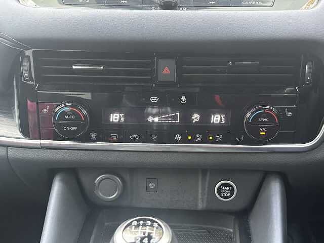 Nissan Qashqai 1.3 DiG-T MH Tekna 5dr