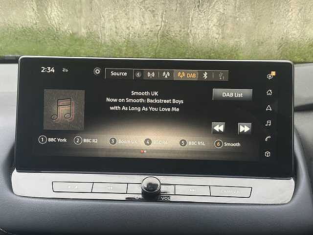 Nissan Qashqai 1.3 DiG-T MH Tekna 5dr