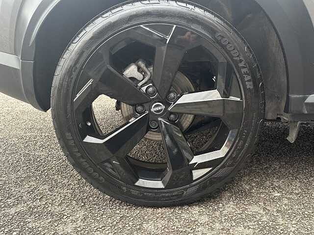 Nissan Juke 1.6 Hybrid Premiere Edition 5dr Auto