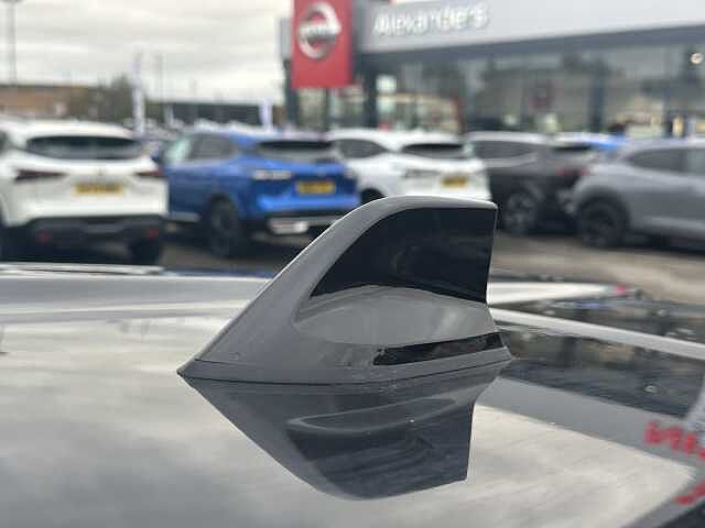 Nissan Juke 1.6 Hybrid Premiere Edition 5dr Auto