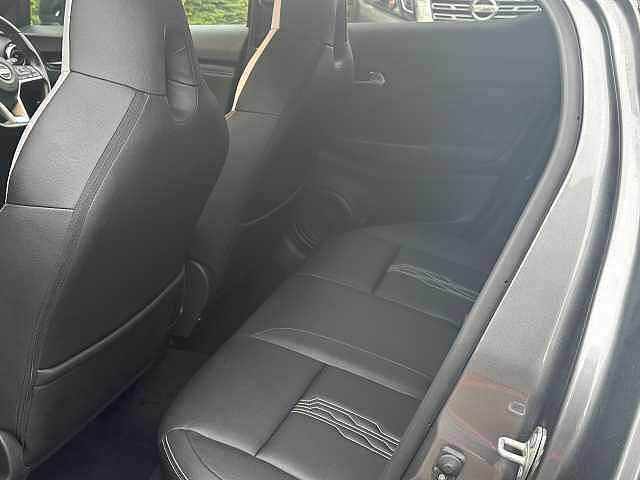 Nissan Juke 1.6 Hybrid Premiere Edition 5dr Auto