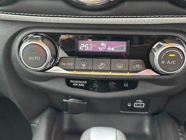 Nissan Juke 1.6 Hybrid Premiere Edition 5dr Auto