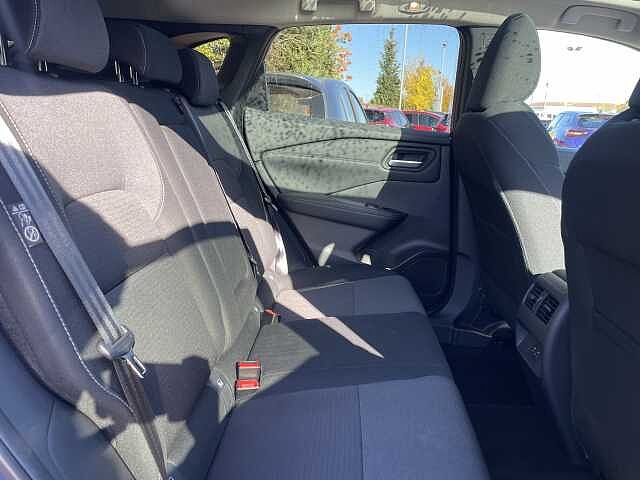 Nissan Qashqai 1.3 DiG-T MH 158 Premiere Edition 5dr Xtronic