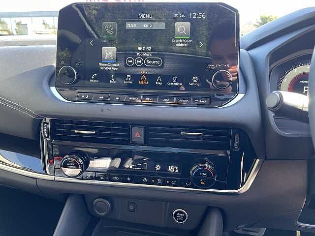 Nissan Qashqai 1.3 DiG-T MH 158 Premiere Edition 5dr Xtronic