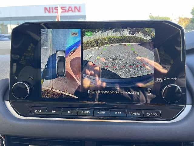 Nissan Qashqai 1.3 DiG-T MH 158 Premiere Edition 5dr Xtronic