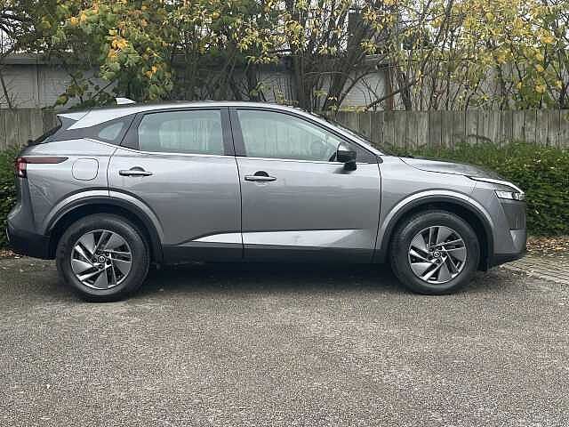 Nissan Qashqai 1.3 DiG-T MH Acenta Premium 5dr