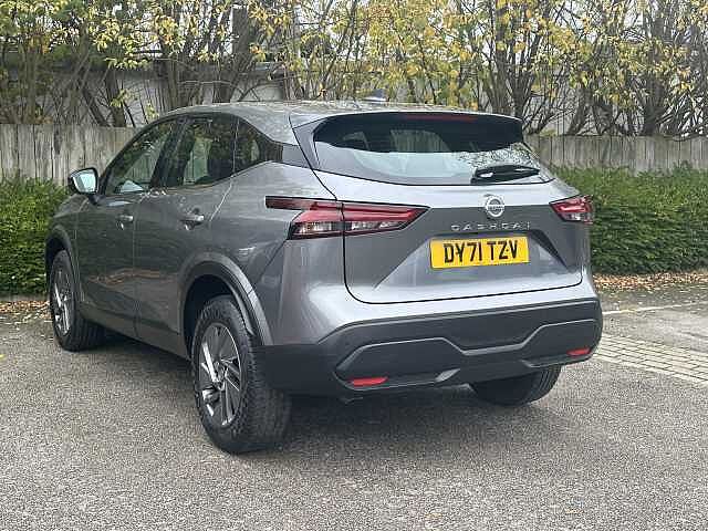 Nissan Qashqai 1.3 DiG-T MH Acenta Premium 5dr