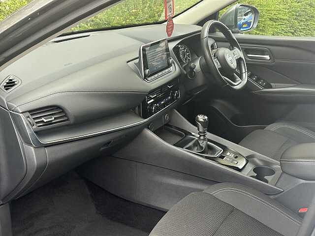 Nissan Qashqai 1.3 DiG-T MH Acenta Premium 5dr