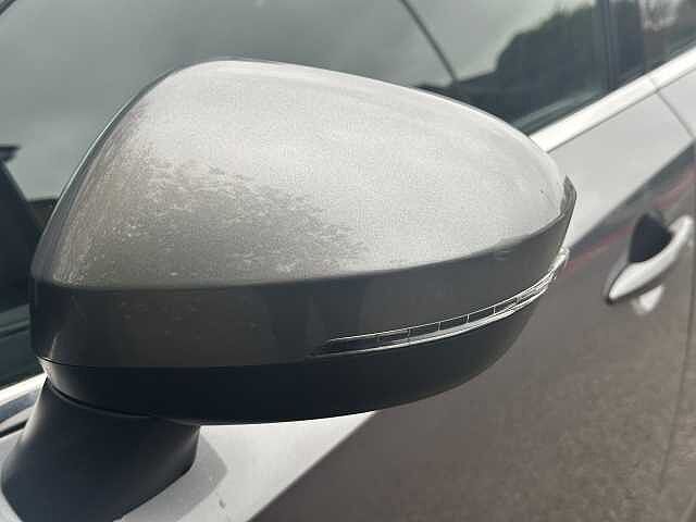 Nissan Qashqai 1.3 DiG-T MH Acenta Premium 5dr