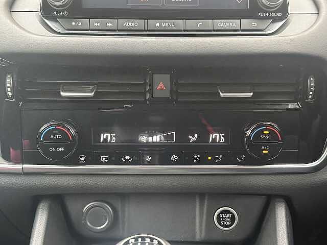 Nissan Qashqai 1.3 DiG-T MH Acenta Premium 5dr