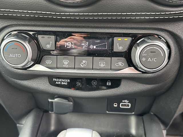 Nissan Juke 1.6 Hybrid Tekna 5dr Auto