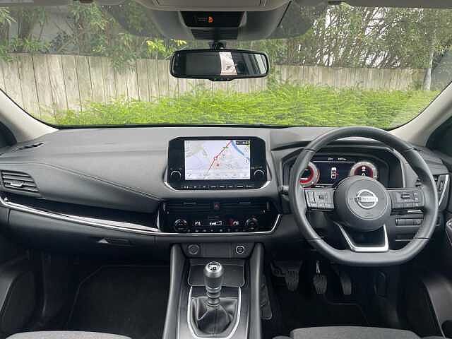 Nissan Qashqai 1.3 DiG-T MH N-Connecta 5dr