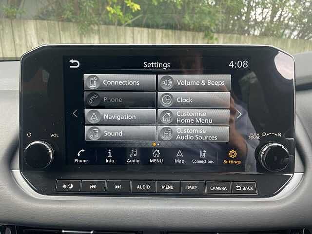 Nissan Qashqai 1.3 DiG-T MH N-Connecta 5dr