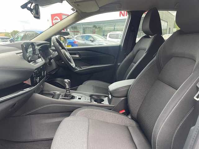 Nissan Qashqai 1.3 DiG-T MH N-Connecta 5dr