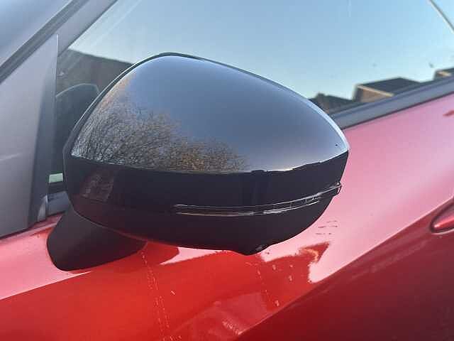 Nissan Juke 1.0 DiG-T Tekna 5dr