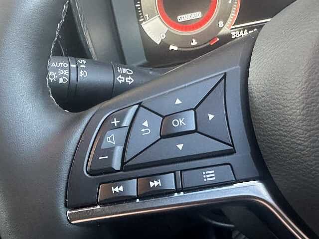 Nissan Juke 1.0 DiG-T Tekna 5dr