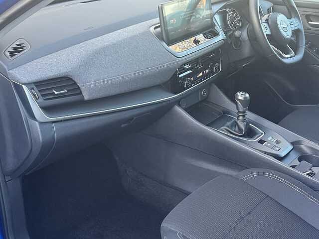 Nissan Qashqai 1.3 DiG-T MH Acenta Premium 5dr