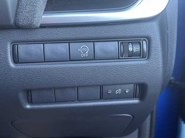 Nissan Qashqai 1.3 DiG-T MH Acenta Premium 5dr