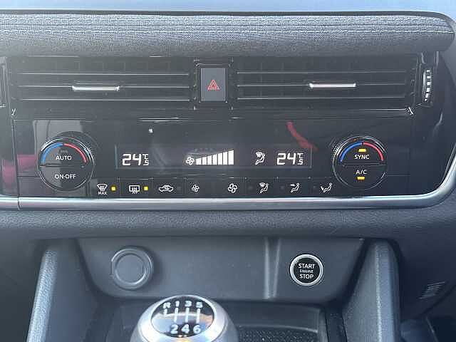 Nissan Qashqai 1.3 DiG-T MH Acenta Premium 5dr