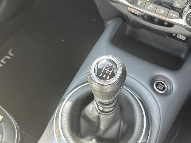 Nissan Juke 1.0 DiG-T 114 Tekna 5dr