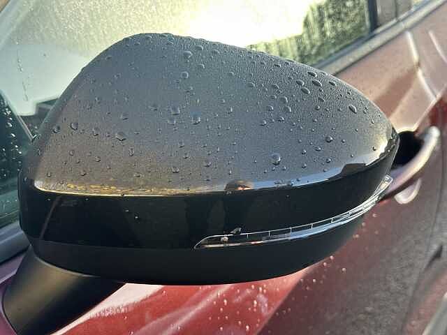 Nissan Juke 1.0 DiG-T 114 Tekna 5dr DCT